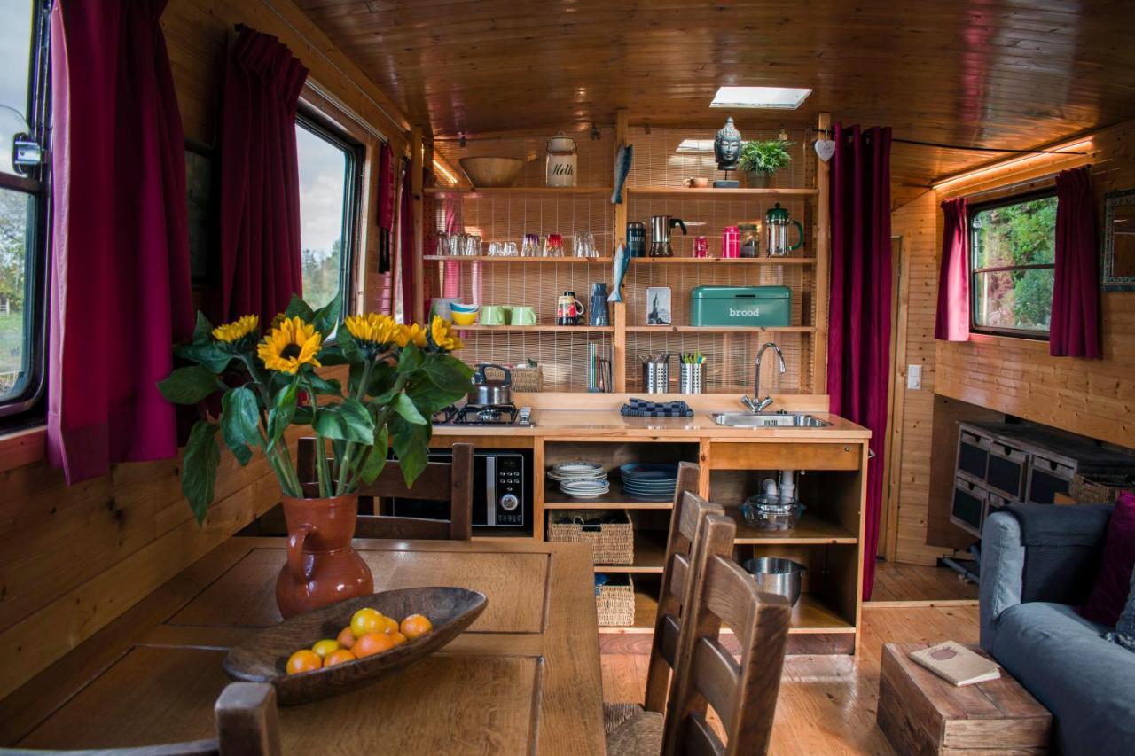 Houseboat Vinkeveen Exteriör bild